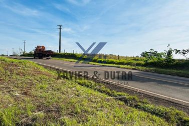 Terreno &agrave; venda - 1000m&sup2; - TERRENO PR&Oacute;XIMO A SAAU - Com 20 metros de frente por 50 de comprimento