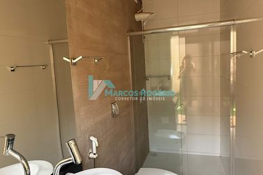 Casa &agrave; venda - 270m&sup2; - Jardim Lisboa