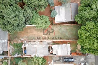 Terreno &agrave; venda - 245m&sup2; - Zona V