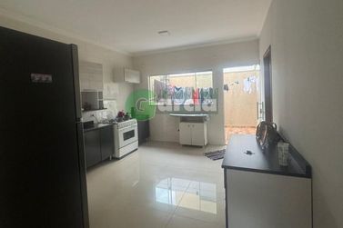 Casa &agrave; venda - 90m&sup2; - Jardim Jota Miranda