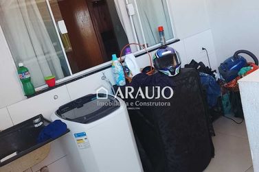 Sobrado &agrave; venda - 251m&sup2; - Jardim Kennedy