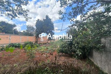 Terreno &agrave; venda - 862m&sup2; - Regi&atilde;o do Lago