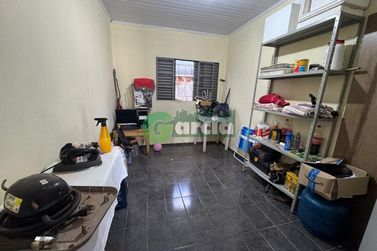 Casa &agrave; venda - 70m&sup2; - PARQUE SAN REMO