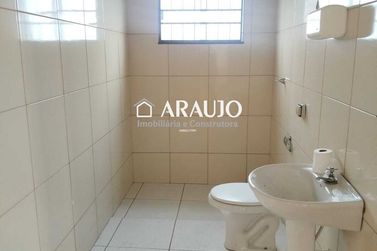Sal&atilde;o Comercial para alugar - 750m&sup2; - Jardim Janina