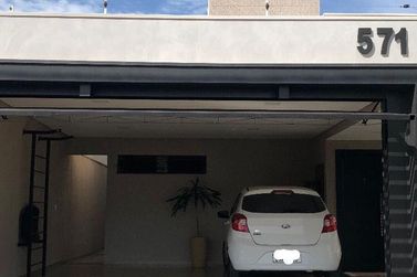 Casa &agrave; venda - 209m&sup2; - Parque de Oliveiras