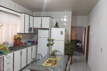 Casa &agrave; venda - 517m&sup2; - ZONA Vll