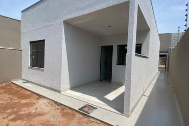 Casa &agrave; venda - 105m&sup2; - jardim Lopes