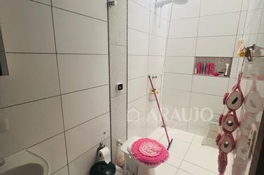 Casa &agrave; venda - 63m&sup2; - Jardim das Gar&ccedil;as