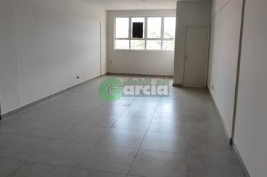 Sala Comercial para alugar - 42m&sup2; - Zona I