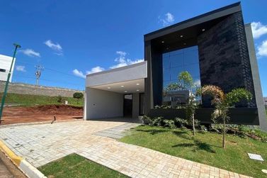 Casa &agrave; venda - 153m&sup2; - Paysage Essenza Condom&iacute;nio