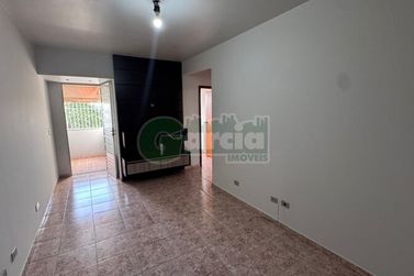 Apartamento &agrave; venda - 68m&sup2; - Zona III