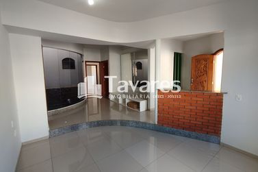 Casa &agrave; venda - 242m&sup2; - Parque San Remo I