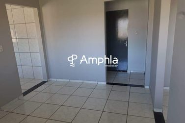 Casa &agrave; venda - 200m&sup2; - Centro