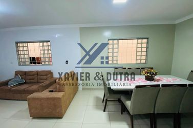Casa &agrave; venda - 200m&sup2; - Jardim Aratimb&oacute;