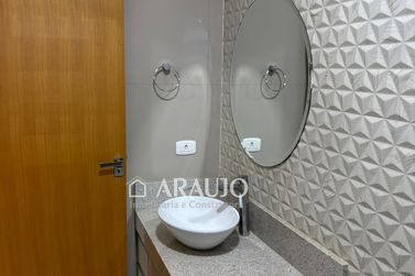 Casa &agrave; venda - 218m&sup2; - Condom&iacute;nio Residencial Portal das &Aacute;guas