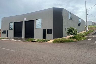 Sal&atilde;o Comercial para alugar - 