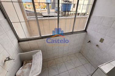 Apartamento para alugar - 53m&sup2; - ZONA III