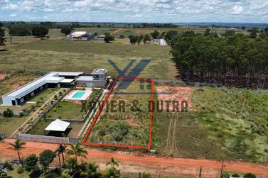 Terreno &agrave; venda - 1m&sup2; - Ao lado da avenida nova