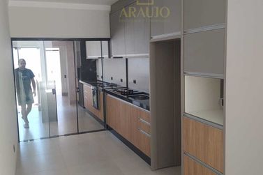 Casa &agrave; venda - 138m&sup2; - Zona V