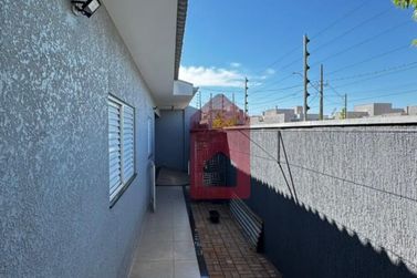 Casa &agrave; venda - 197m&sup2; - Jardim Yoshi
