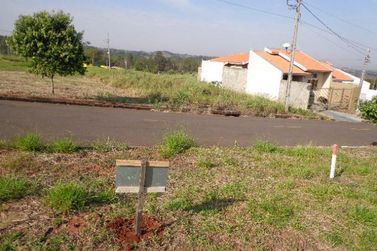 Terreno &agrave; venda - 255m&sup2; - Parque Viena
