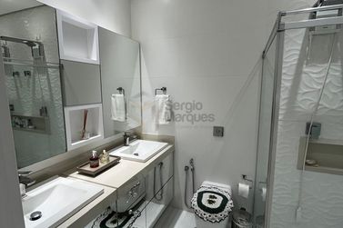 Casa &agrave; venda - 275m&sup2; - Condom&iacute;nio Royal Garden