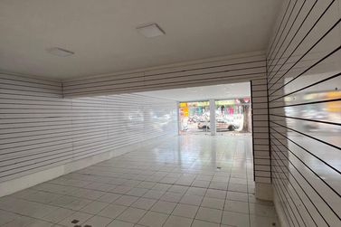 Sala Comercial para alugar - 120m&sup2; - Zona 1 A