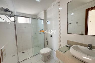 Apartamento &agrave; venda - 111m&sup2; - Zona 3