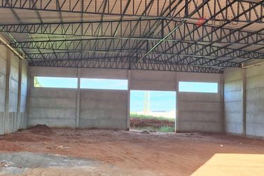 Sal&atilde;o Comercial para alugar - 700m&sup2; - Parque Comercial e Residencial T&oacute;kio