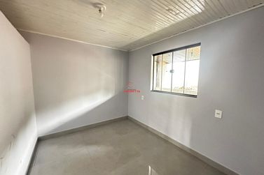 Casa &agrave; venda - 250m&sup2; - Zona VI