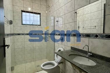 Casa para alugar - 180m&sup2; - Zona I