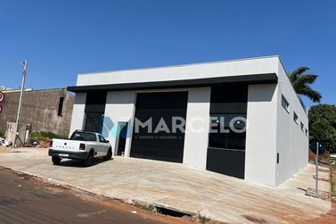 Sal&atilde;o Comercial &agrave; venda - 300m&sup2; - Jardim dos Pioneiros II