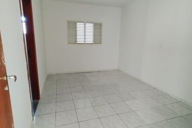 Casa &agrave; venda - 70m&sup2; - Jardim Imperial I