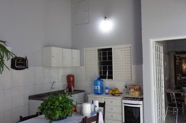 Casa &agrave; venda - 105m&sup2; - Jardim Cima