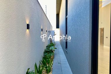 Casa &agrave; venda - 238m&sup2; - Tropical II