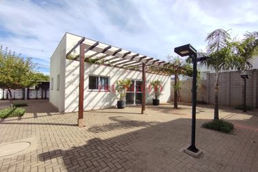 Apartamento para alugar - 50m&sup2; - ZONA V