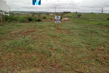 Terreno &agrave; venda - 216m&sup2; - Parque Metropolitano