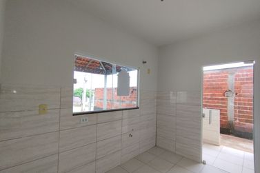 Casa para alugar - 590m&sup2; - ZONA VI