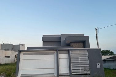 Casa &agrave; venda - 160m&sup2; - Jardim Cima