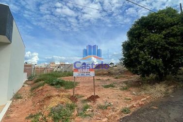 Terreno &agrave; venda - 380m&sup2; - Jardim Floren&ccedil;a