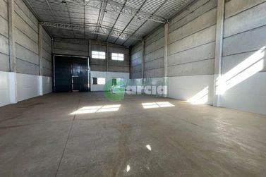 Sal&atilde;o Comercial para alugar - 253m&sup2; - Parque das Laranjeiras