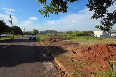 Terreno &agrave; venda - 245m&sup2; - Parque Metropolitano II