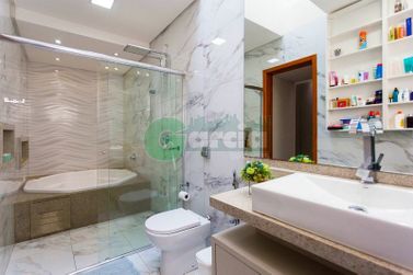 Casa &agrave; venda - 600m&sup2; - Zona II