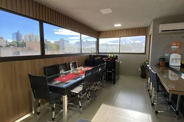 Apartamento &agrave; venda - 144m&sup2; - ZONA III