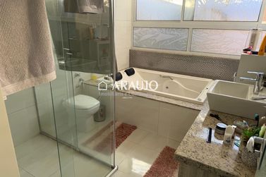 Casa &agrave; venda - 183m&sup2; - Zona III
