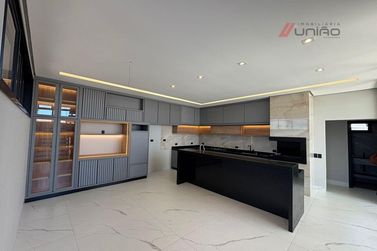 Casa &agrave; venda - 310m&sup2; - Gleba Figueira