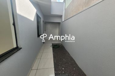 Casa &agrave; venda - 52m&sup2; - Esmeralda