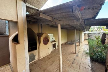 Casa &agrave; venda - 290m&sup2; - Zona III