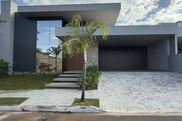 Casa &agrave; venda - 247m&sup2; - Condom&iacute;nio Residencial Europark