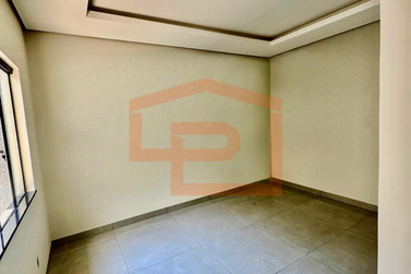 Casa &agrave; venda - 123m&sup2; - Jardim Cima